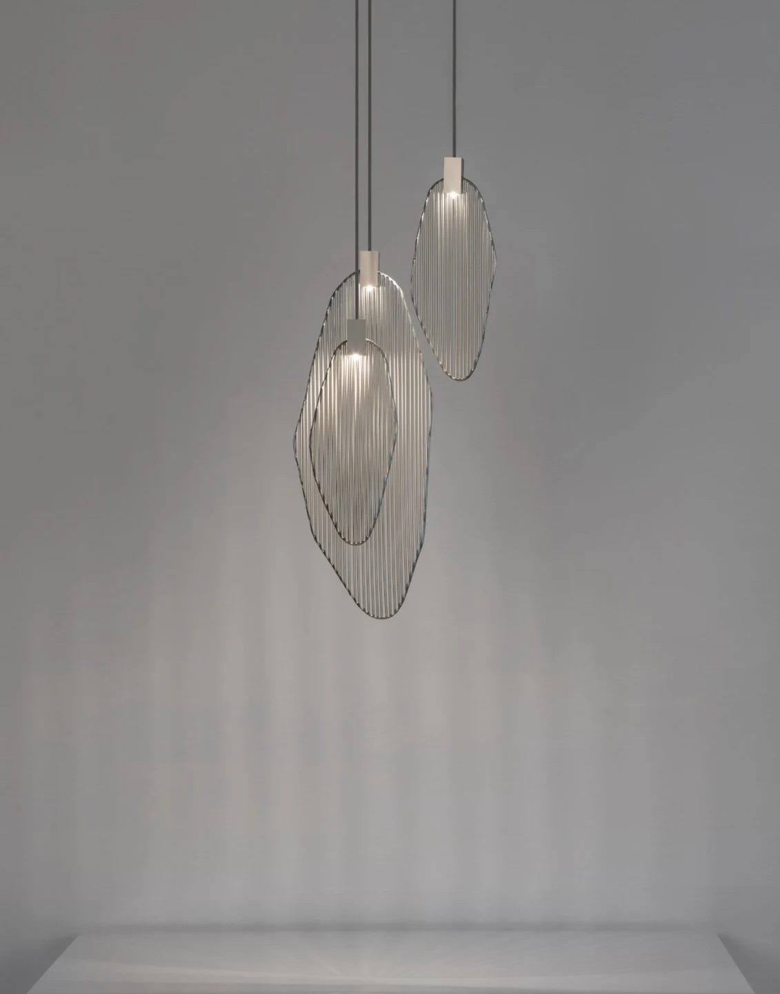 Harpe 3 S - Terzani - lampa wisząca – kolor Perłowy matowy (nr kat. 0W034SE8B5FT)