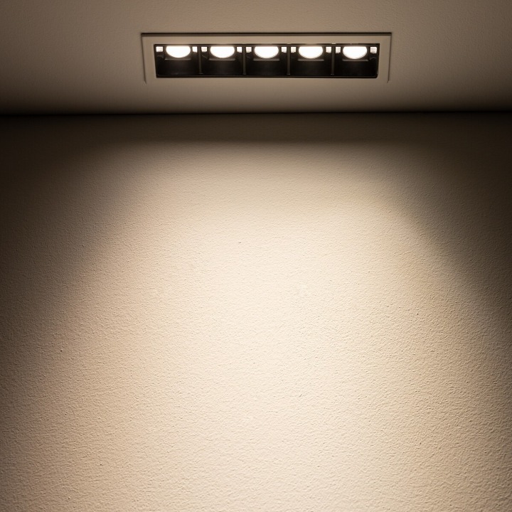 Podtynkowa oprawa liniowa MINI LED 10W 3000K - Nowodvorski – zdjęcie 3