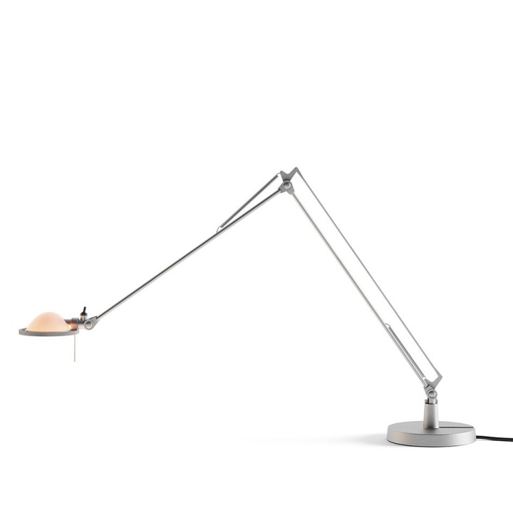 Berenice ramiona 45+45 cm - Luceplan - lampa stołowa – kolor Aluminium (nr kat. LP-D12N-ARMS-45-45-CM-ALU-PINK)