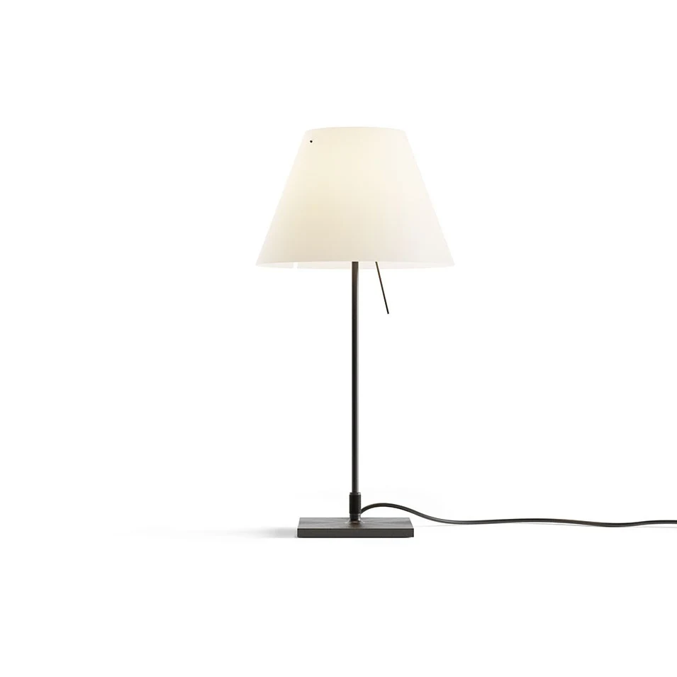 Costanzina z podstawą - Luceplan - lampa stołowa – kolor Czarny (nr kat. LP-D13PI-WITH-BASE-BLACK-WHITE)
