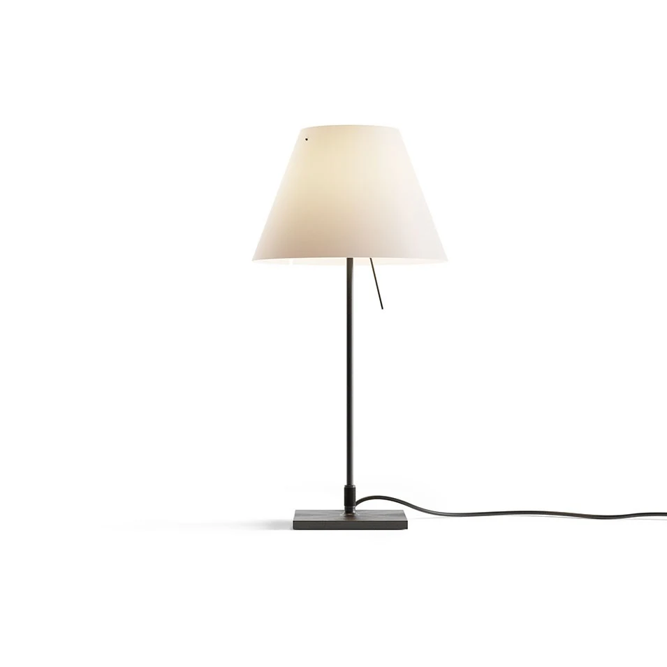 Costanzina z podstawą - Luceplan - lampa stołowa – kolor Czarny (nr kat. LP-D13PI-WITH-BASE-BLACK-MISTIC)