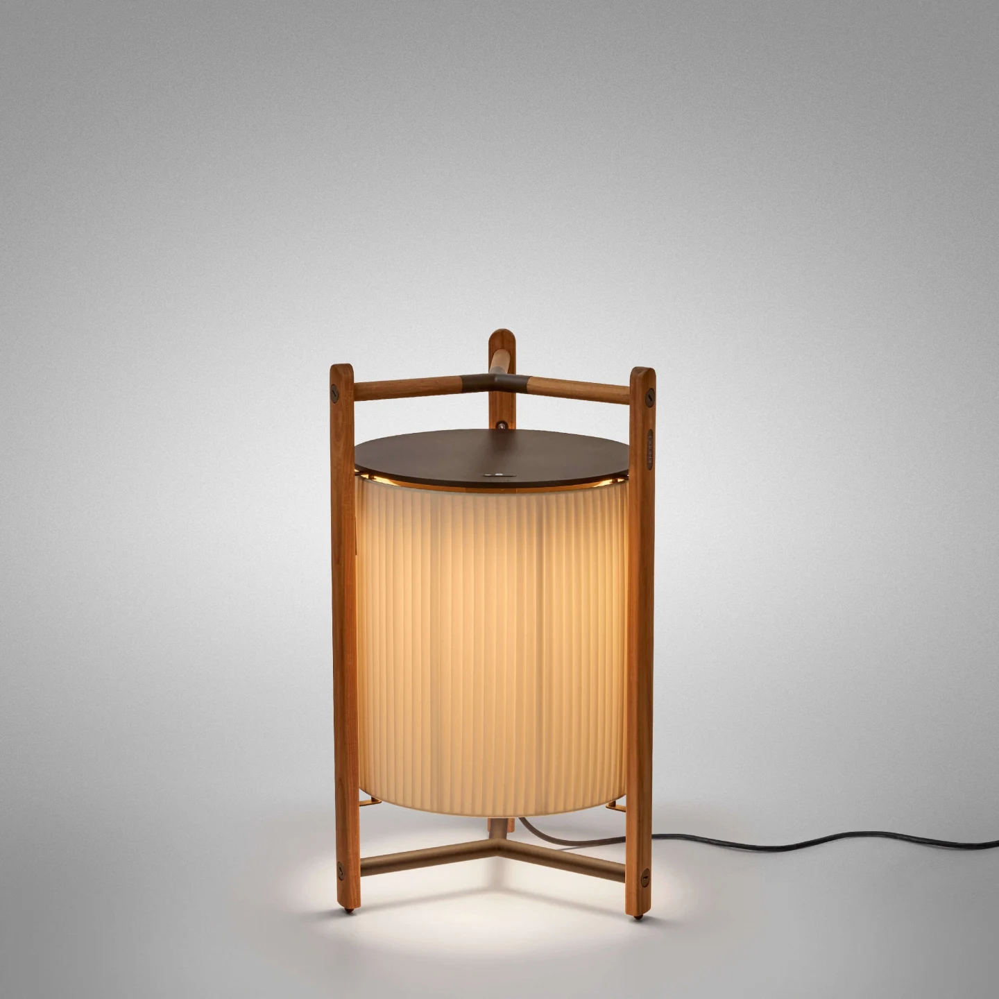 Kando P/76 - Bover - lampa podłogowa (nr kat. 37801327190)
