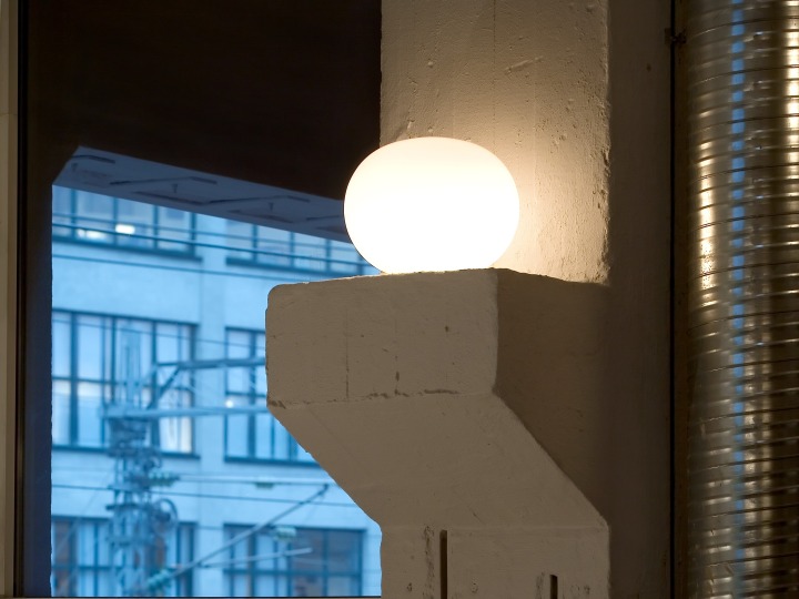 Glo-Ball Basic - Flos - lampa biurkowa – zdjęcie 6