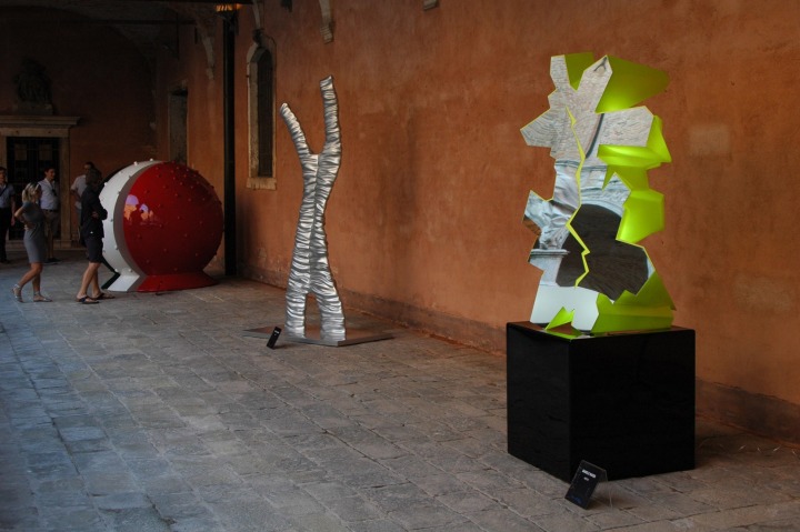 Kryste Sculpture - Slide - rzeźba dekoracyjna – zdjęcie 5