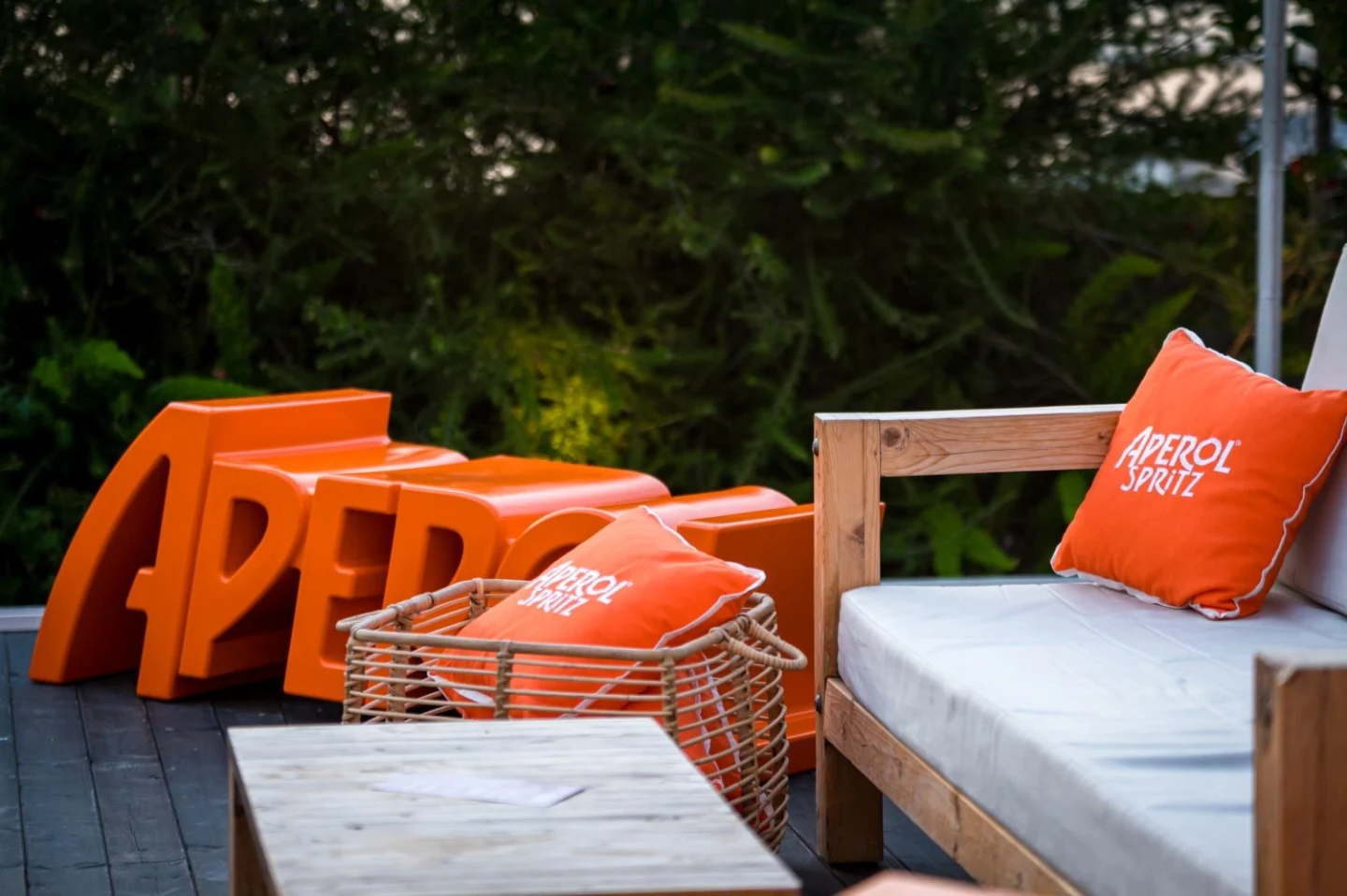 Aperol Bench - Slide - ławka – zdjęcie 3