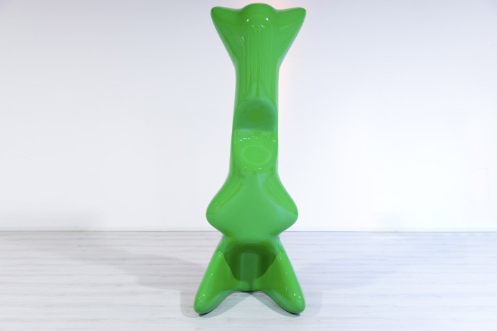 Backpack Jack Sculpture - Slide - rzeźba dekoracyjna – zdjęcie 3