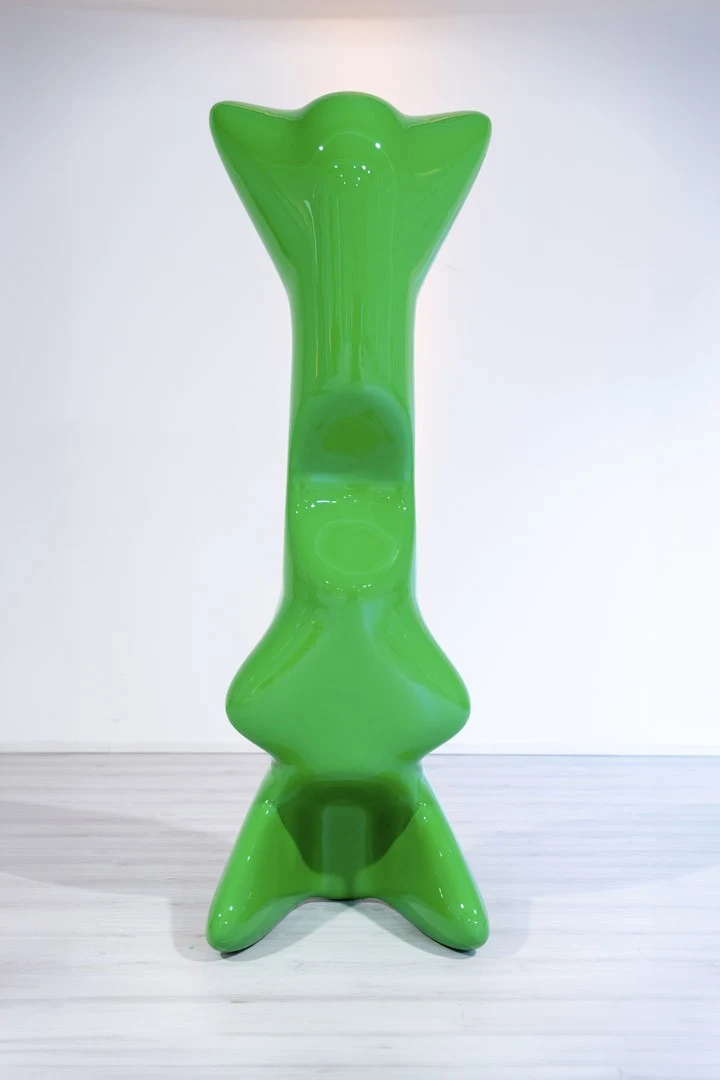 Backpack Jack Sculpture - Slide - rzeźba dekoracyjna – zdjęcie 5