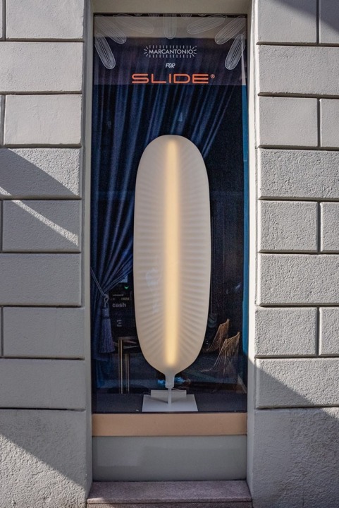 Banana Leaf Standing - Slide - lampa podłogowa – zdjęcie 3