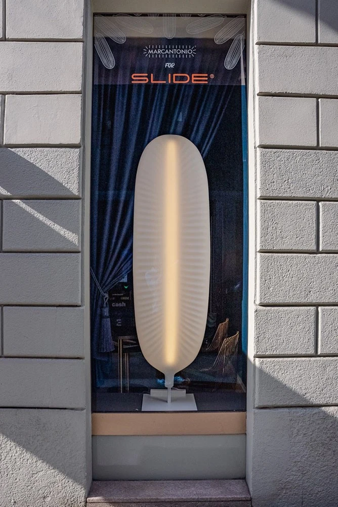 Banana Leaf Standing - Slide - lampa podłogowa – zdjęcie 3