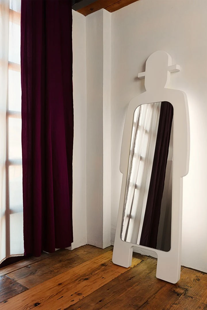 Mr. Giò Specchio Lacquered Mirror - Slide - lustro dekoracyjne – zdjęcie 2