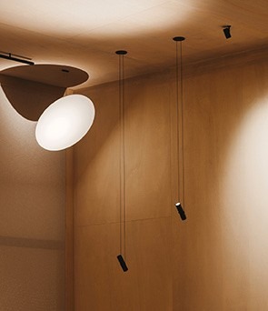 Circus Solo 0193 – Vibia