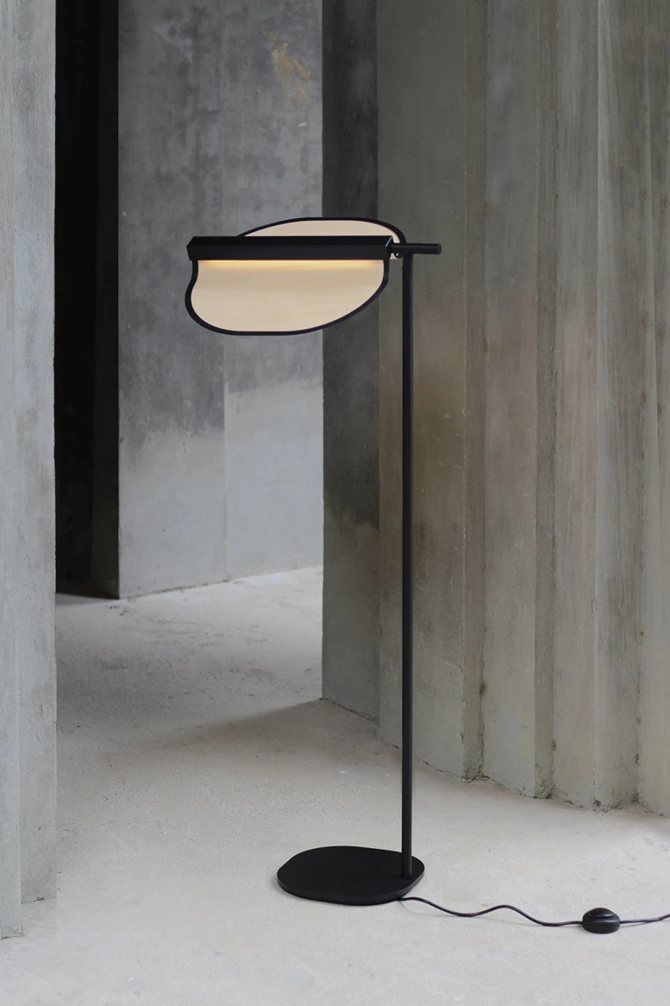 Omma - LZF - lampa podłogowa – zdjęcie 4