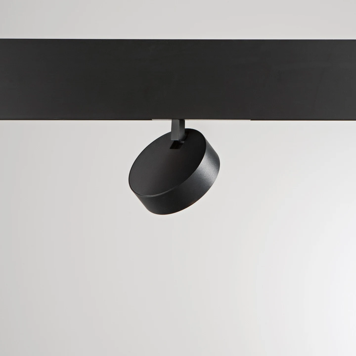 Ego Track Flat Single 09W 3000K On-off Bi - Ideal Lux - moduł systemu szynowego – zdjęcie 3