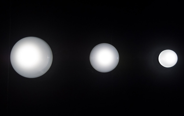 Empatia wall/ceiling - Artemide - plafon – zdjęcie 2