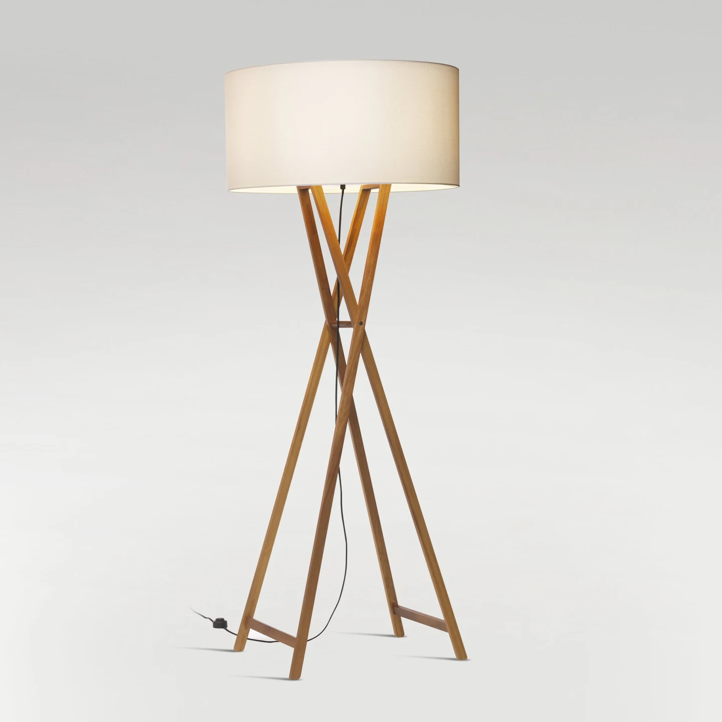 Cala 140 IP65 - Marset - lampa podłogowa – kolor Iroko - Brown (nr kat. A645-003)